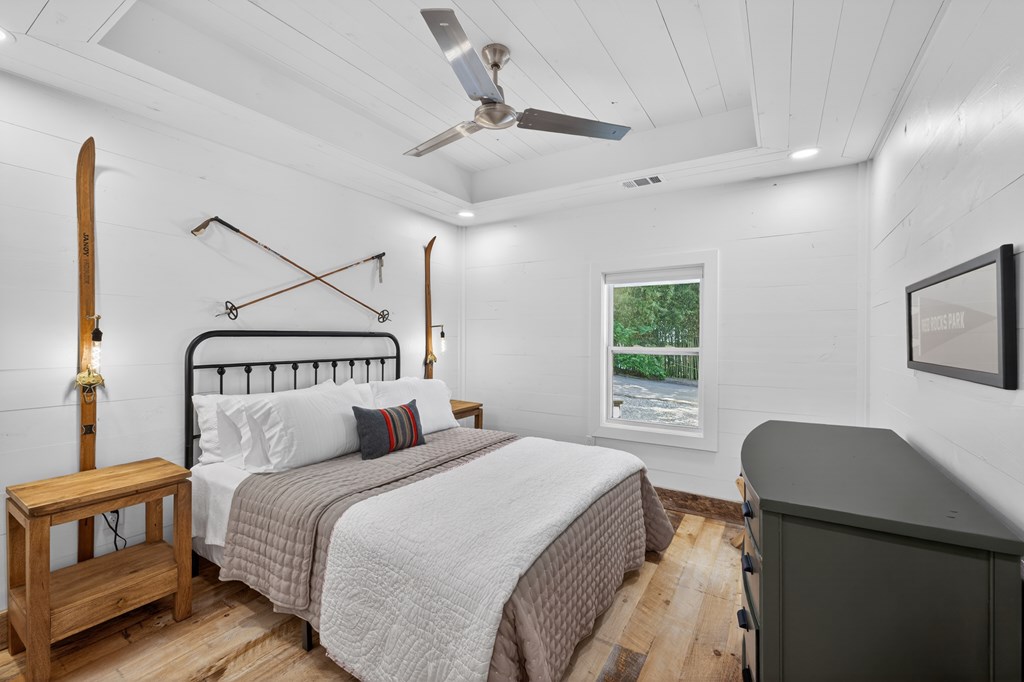 50 River Street Property Photo 10