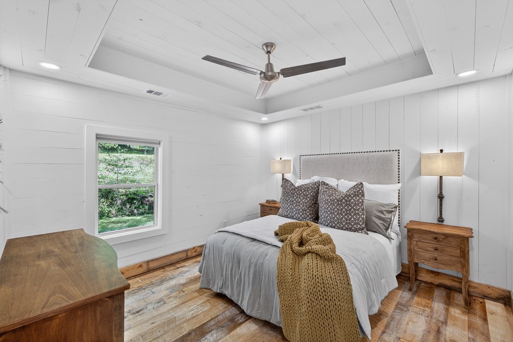 50 River Street Property Photo 13