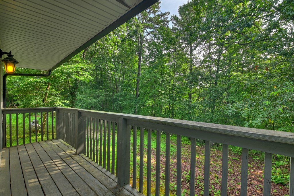 387 Ruby Lane Property Photo 18