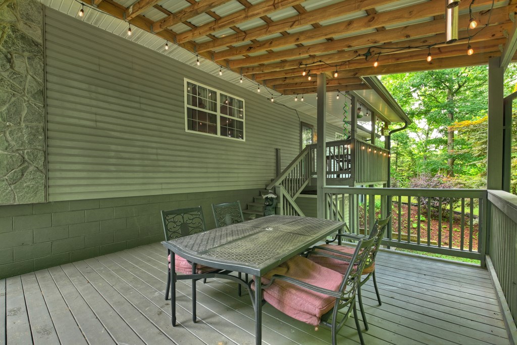 387 Ruby Lane Property Photo 21