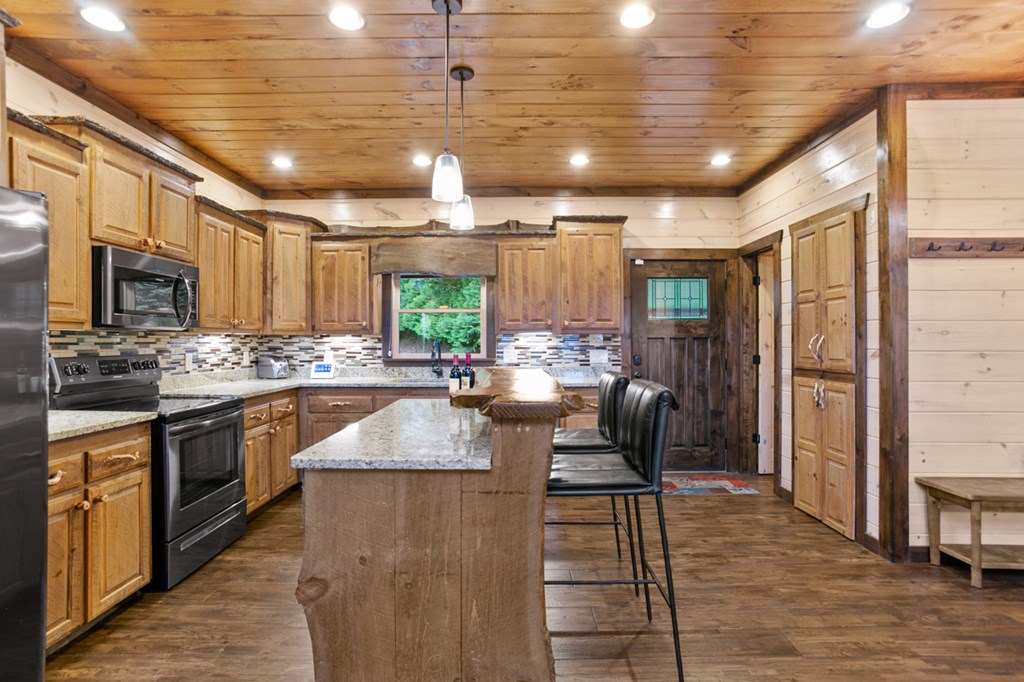 231 Kyle Road Property Photo 17