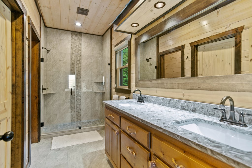 231 Kyle Road Property Photo 29