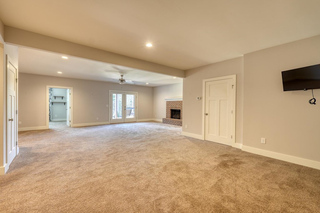 161 Loop Lane Property Photo 33