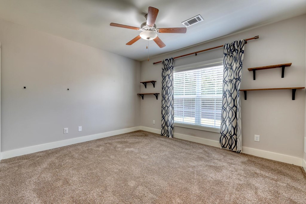 161 Loop Lane Property Photo 34