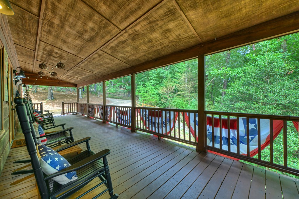 171 Mountain Lake Drive Property Photo 14