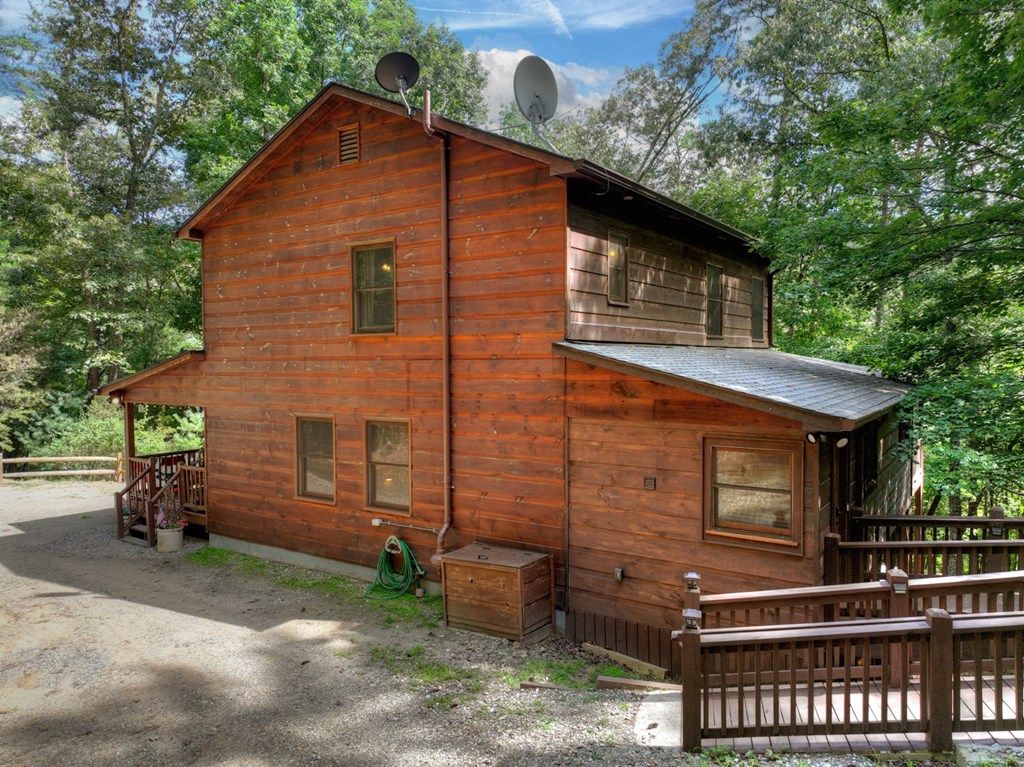 171 Mountain Lake Drive Property Photo 42