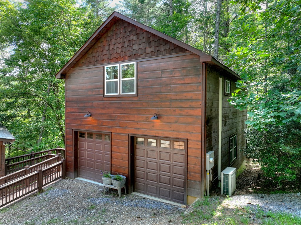 171 Mountain Lake Drive Property Photo 46