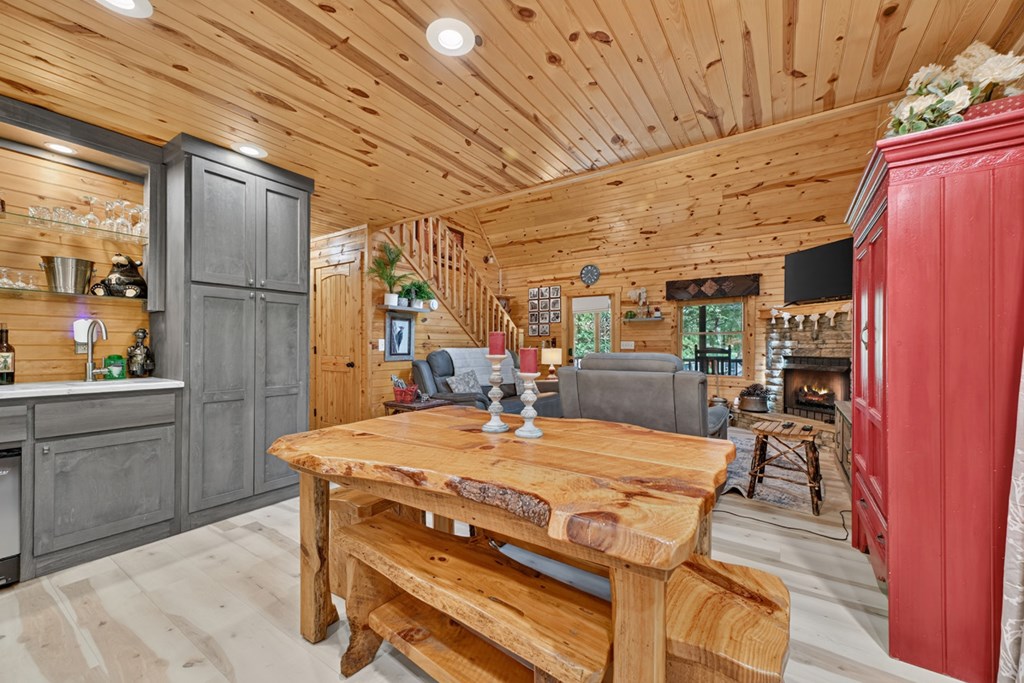 171 Mountain Lake Drive Property Photo 48