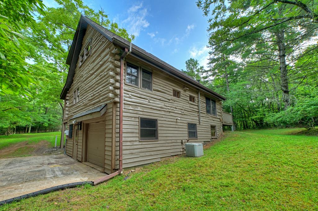 6162 Hardscrabble Road Property Photo 8