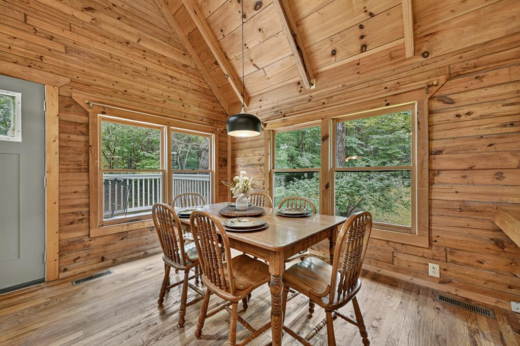 6162 Hardscrabble Road Property Photo 11