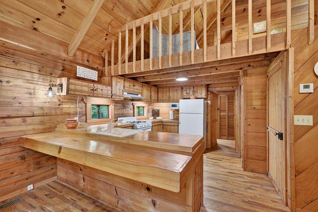 6162 Hardscrabble Road Property Photo 33
