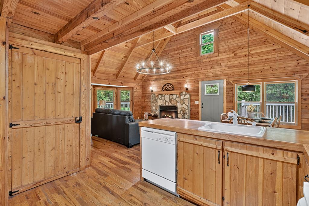 6162 Hardscrabble Road Property Photo 35