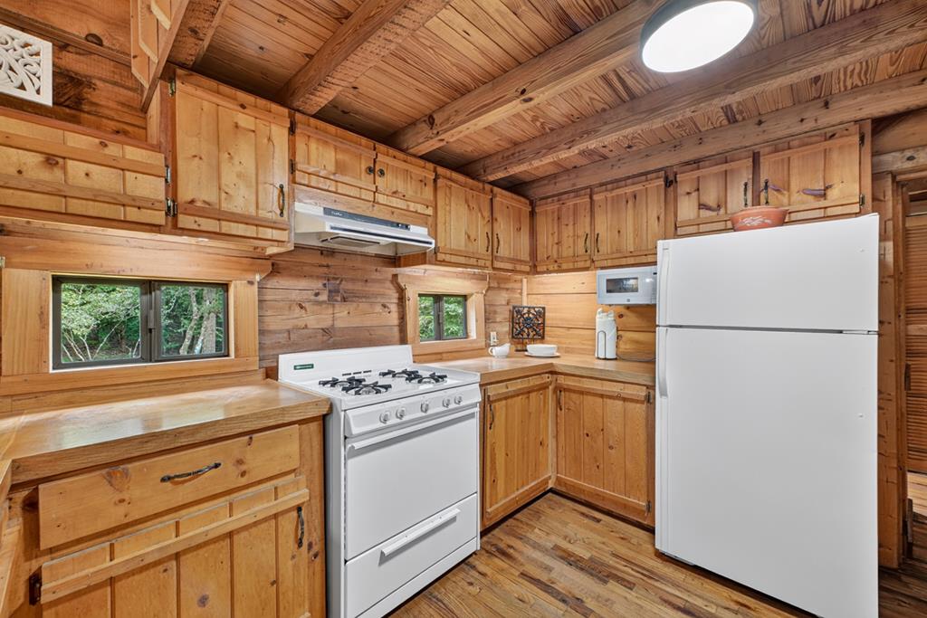 6162 Hardscrabble Road Property Photo 40