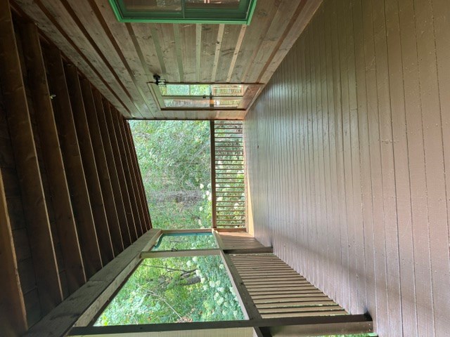 690 Oak Ridge Road Property Photo 3