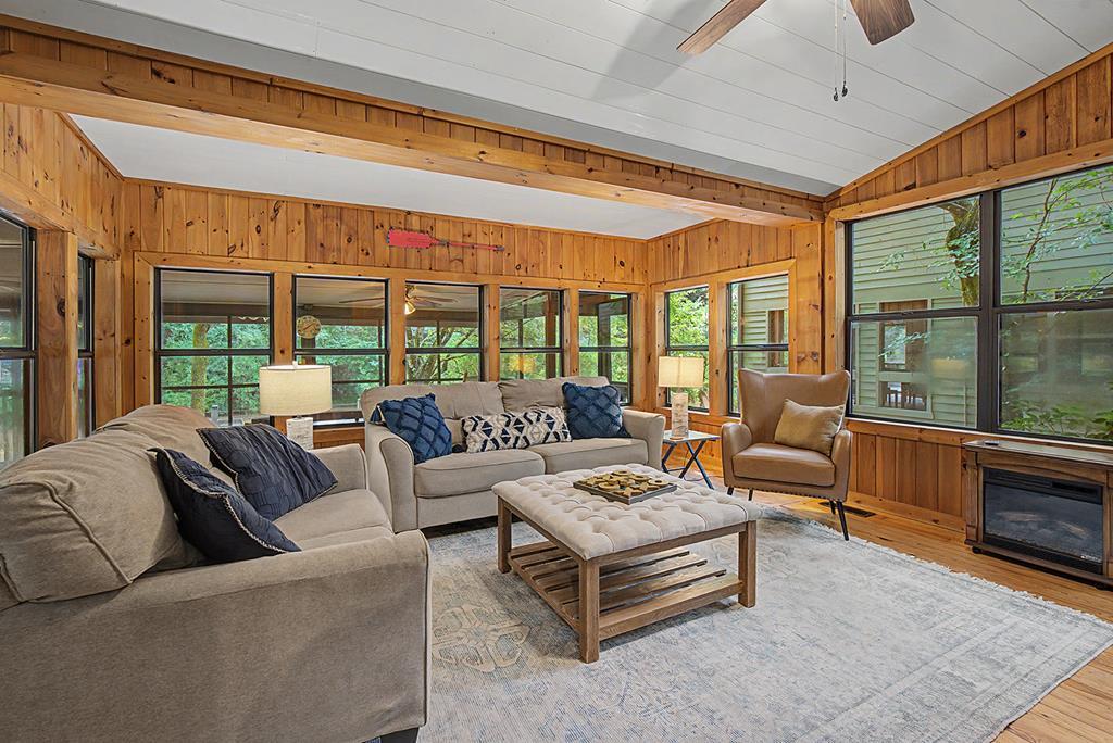 62 Whitewater Property Photo 3