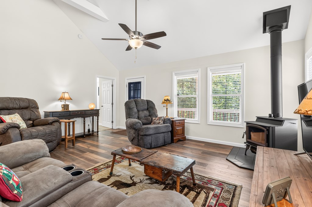 216 Hideaway Road Property Photo 12
