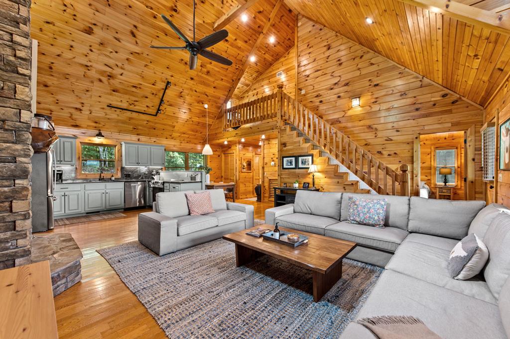 185 Austin Mountain Road Property Photo 19