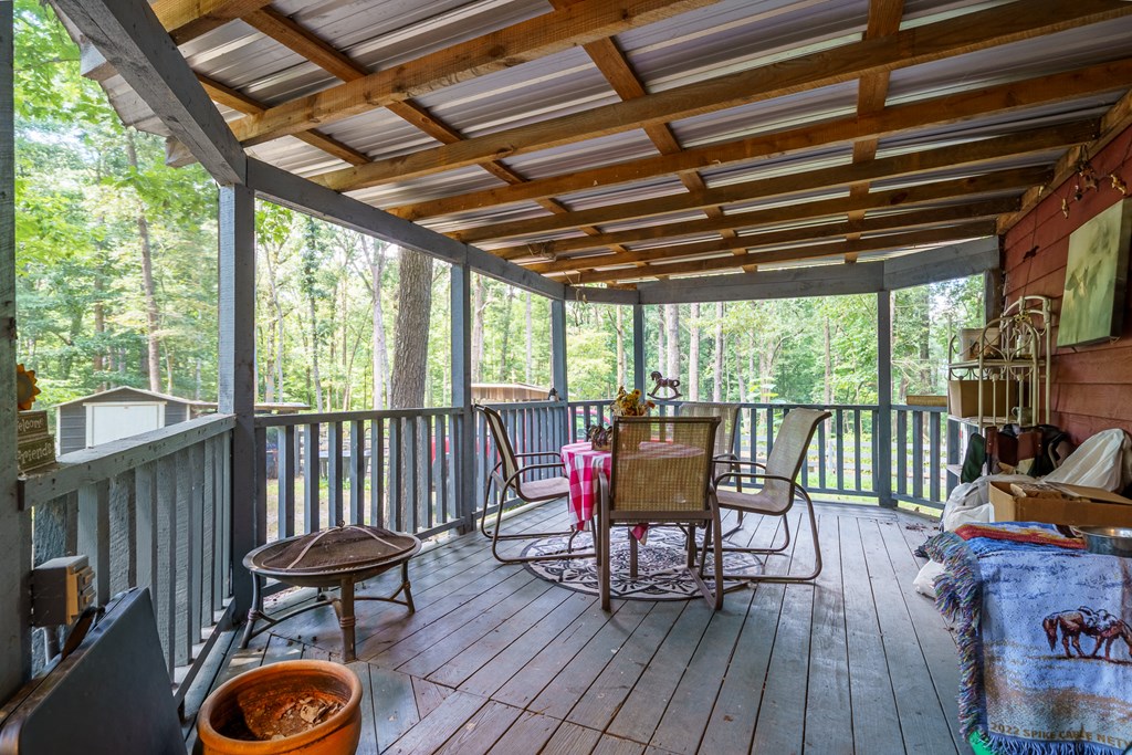 237 Rusty Lady Ln Property Photo 18