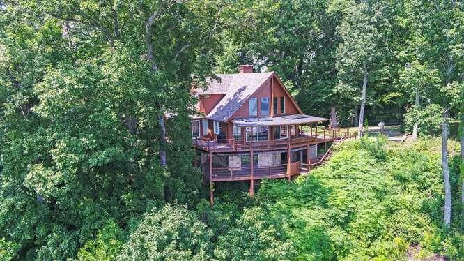 995 Mining Gap Trail Property Photo 42