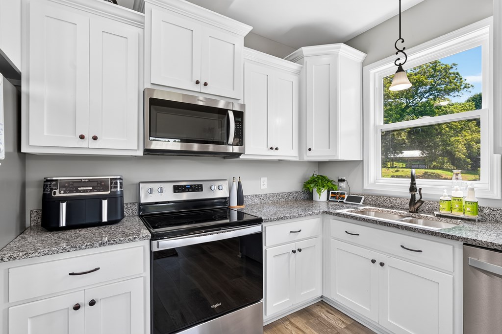 14155 Highway 106 Property Photo 12