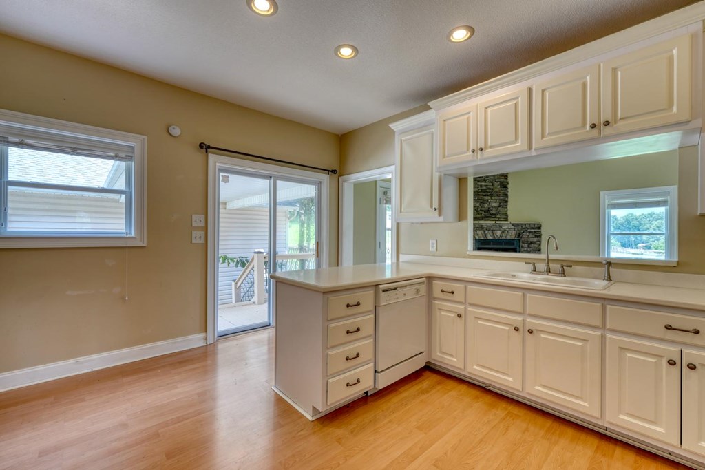 100 Colonsay Trace Property Photo 13