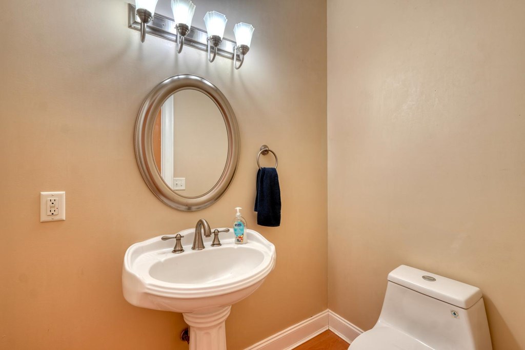 100 Colonsay Trace Property Photo 16
