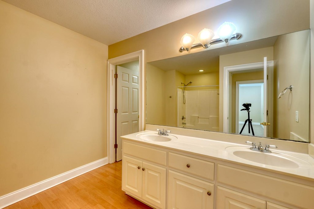 100 Colonsay Trace Property Photo 25