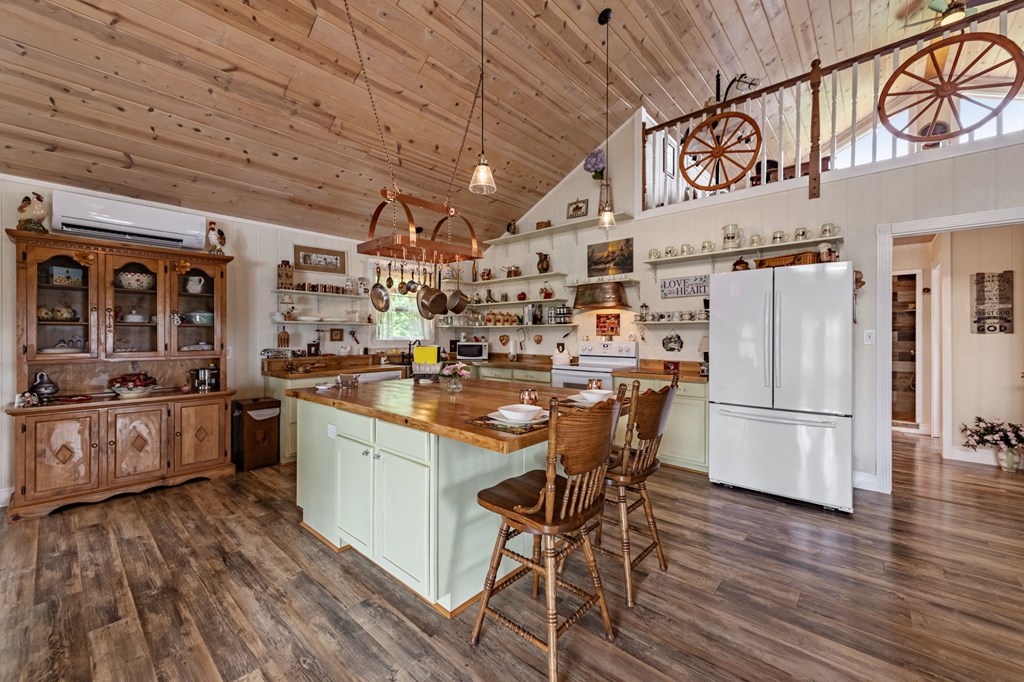 53 Fox Run Property Photo 52