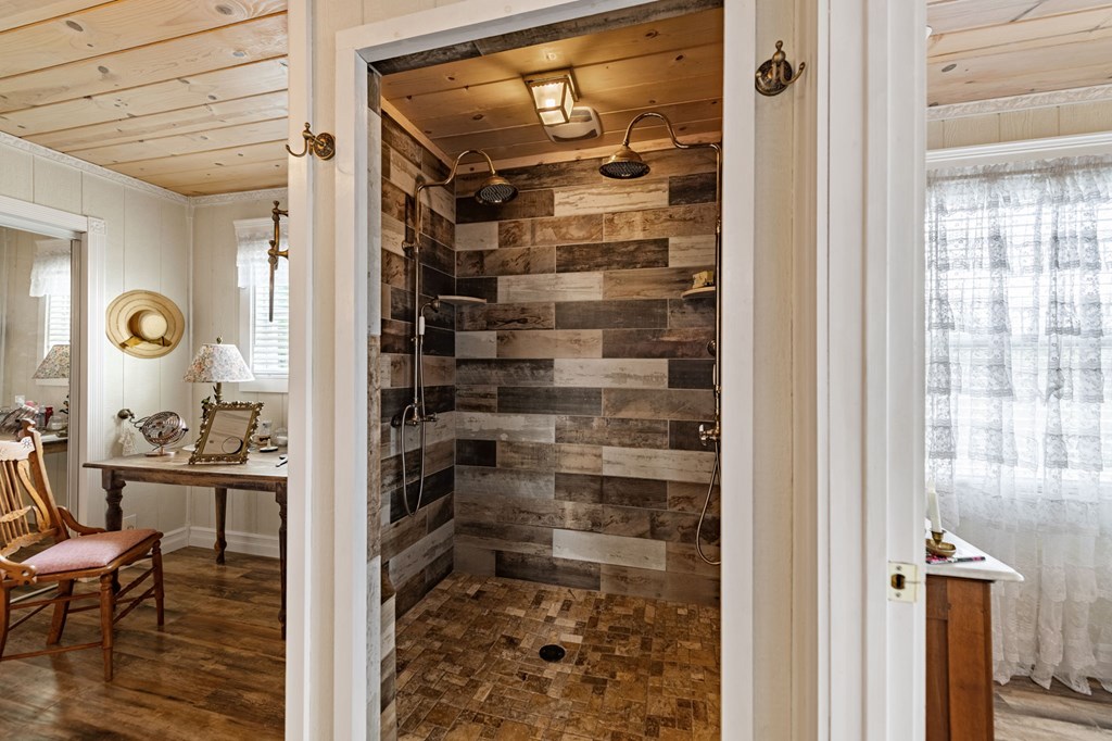 53 Fox Run Property Photo 63