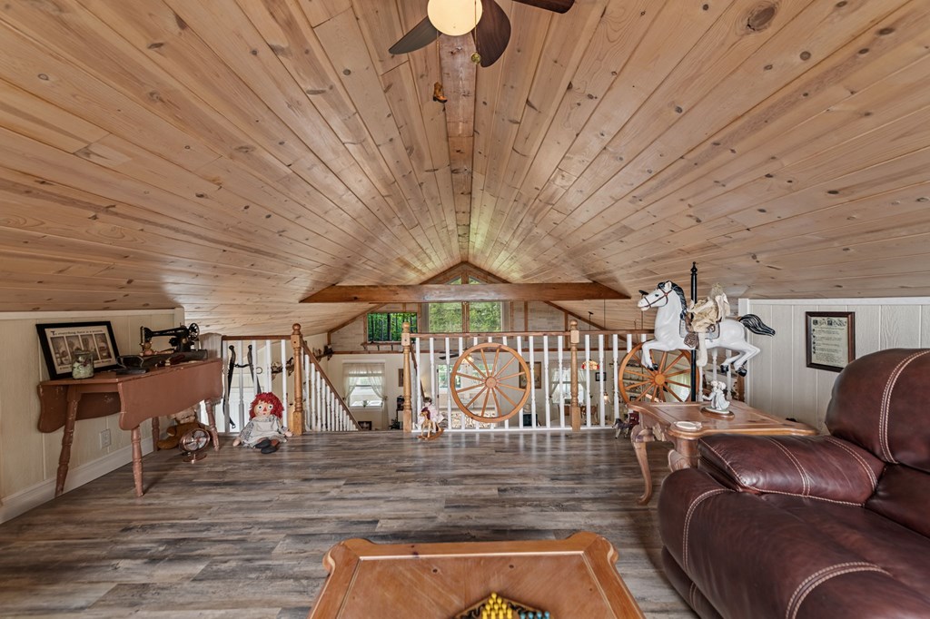 53 Fox Run Property Photo 75