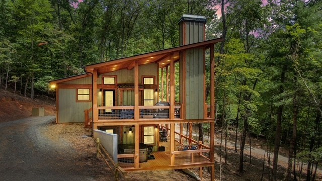 1360 Black Ankle Creek Road Property Photo 6