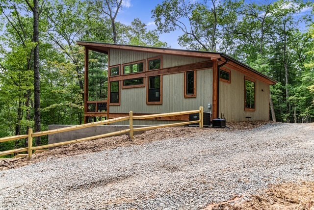 1360 Black Ankle Creek Road Property Photo 15