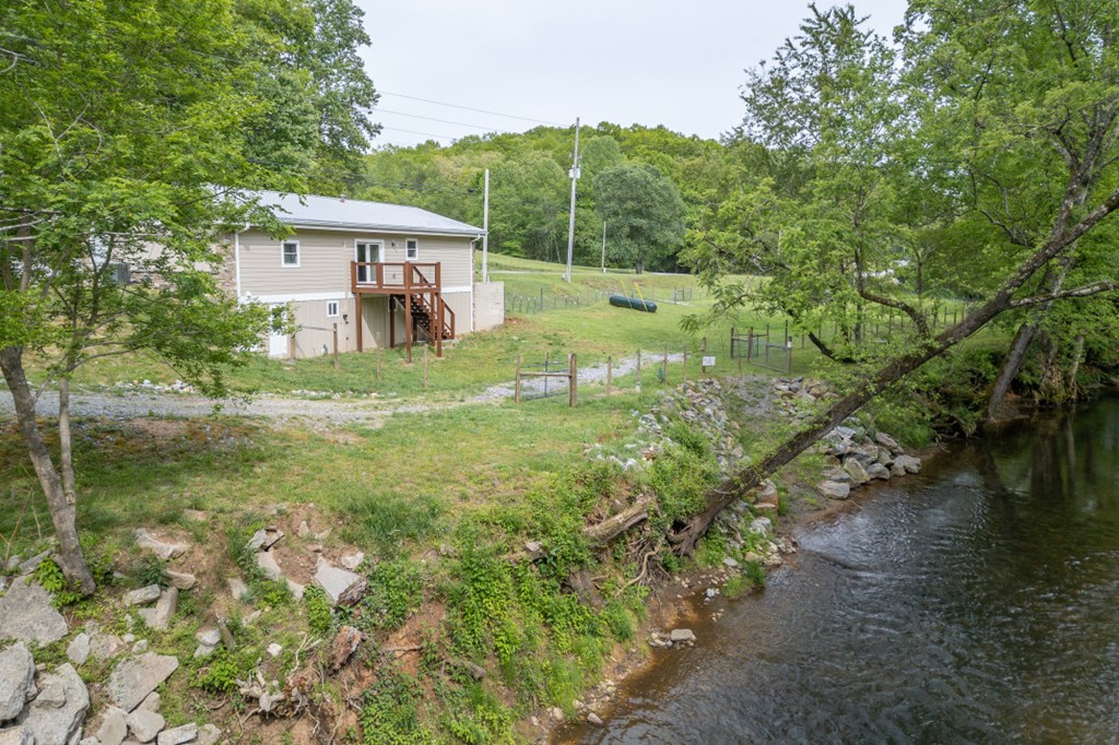 4494 Gainesville Hwy Property Photo 44
