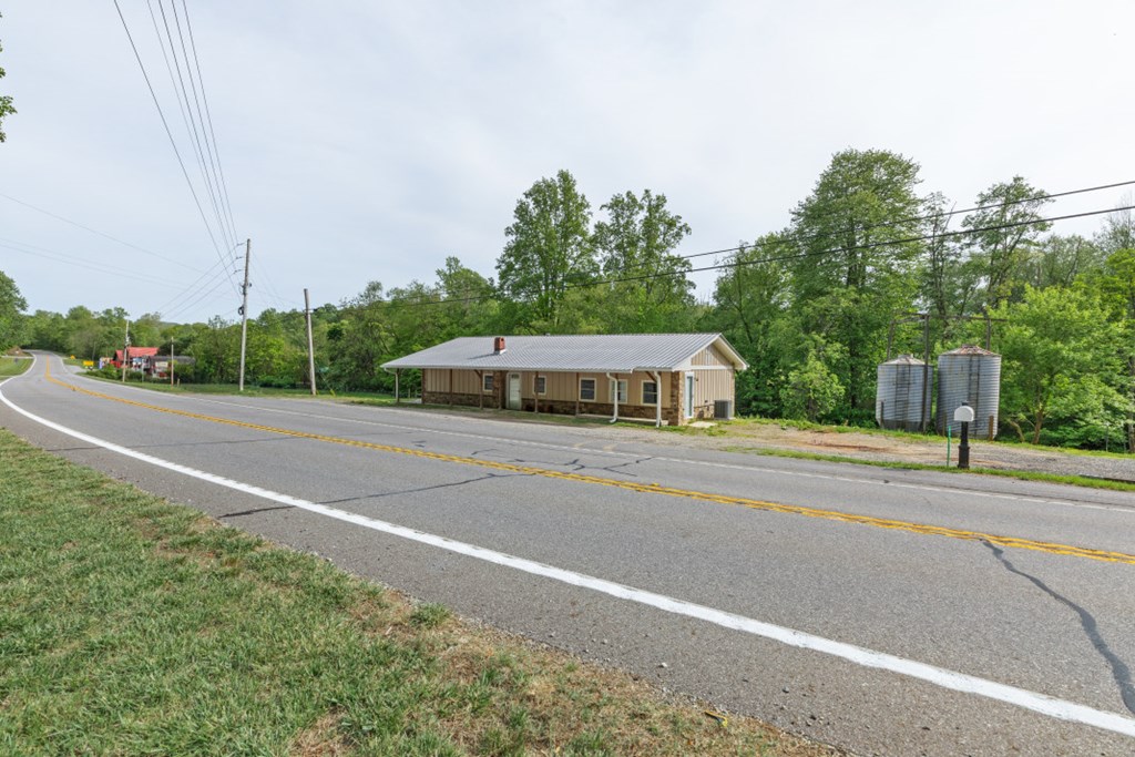 4494 Gainesville Hwy Property Photo 51