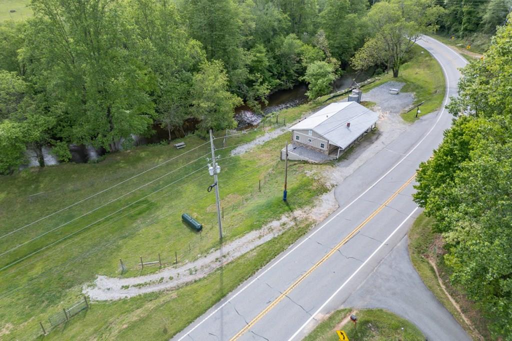 4494 Gainesville Hwy Property Photo 1