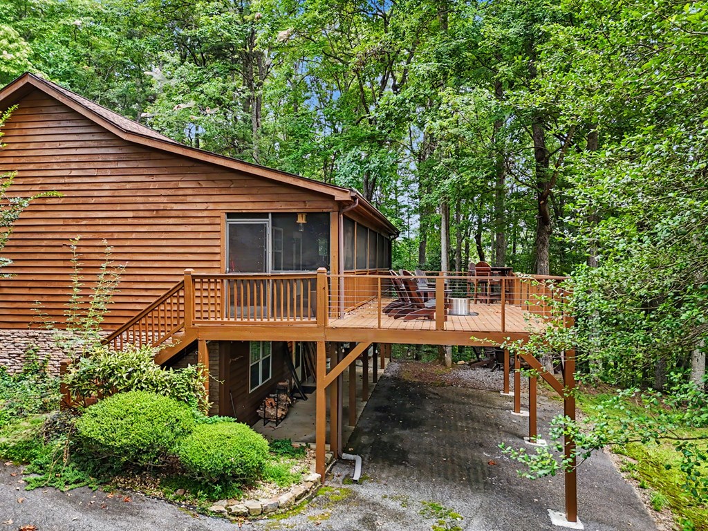147 Midnight Road Property Photo 2