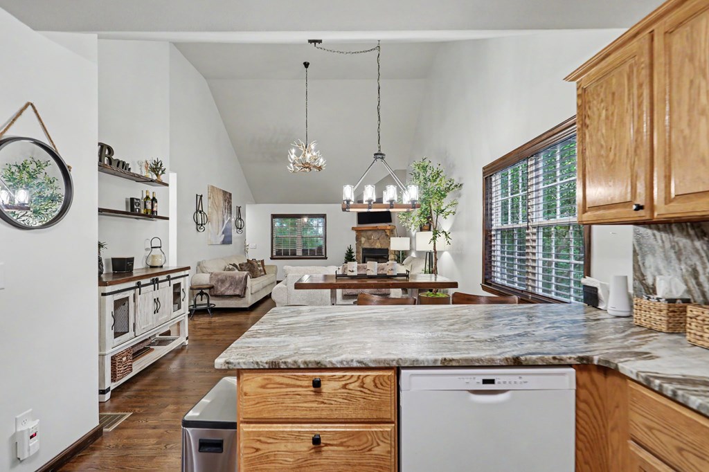147 Midnight Road Property Photo 9