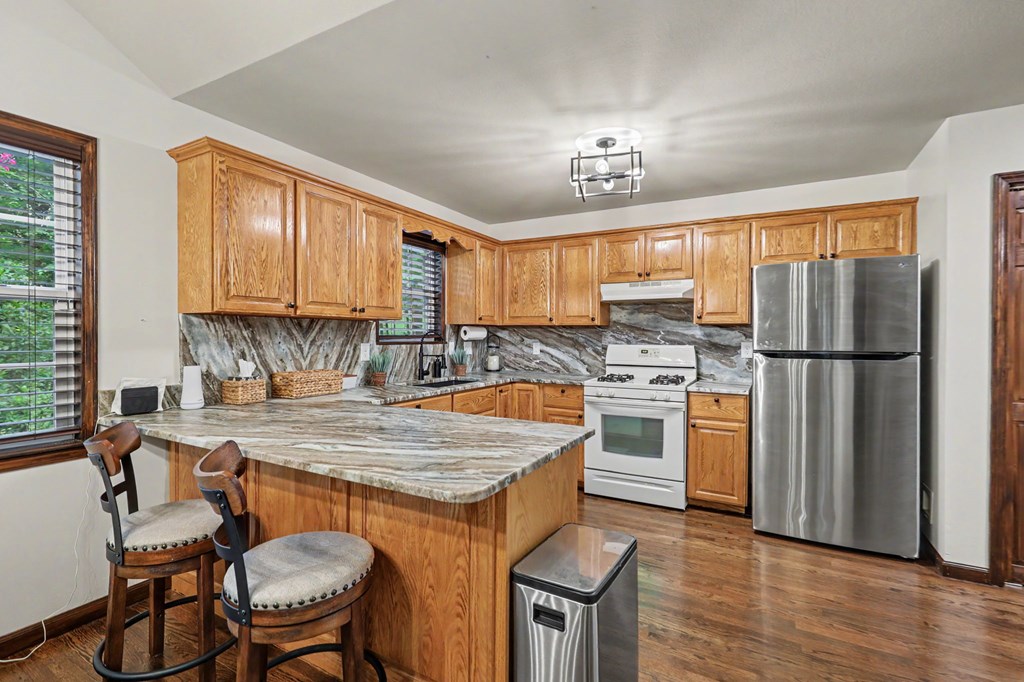 147 Midnight Road Property Photo 13