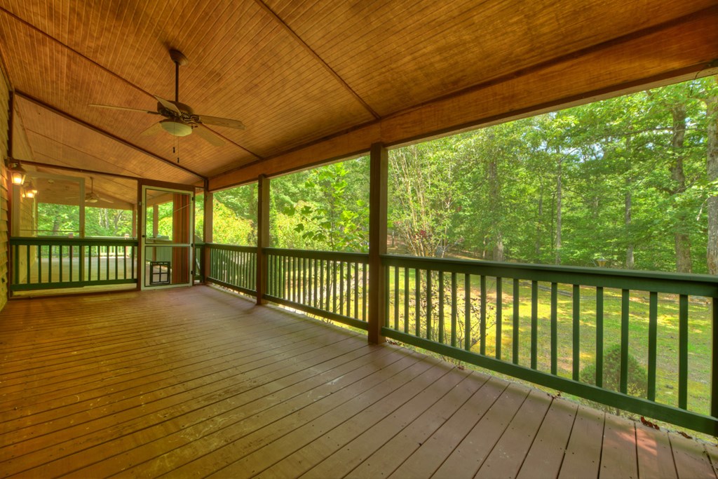 648 Posey Place Property Photo 35