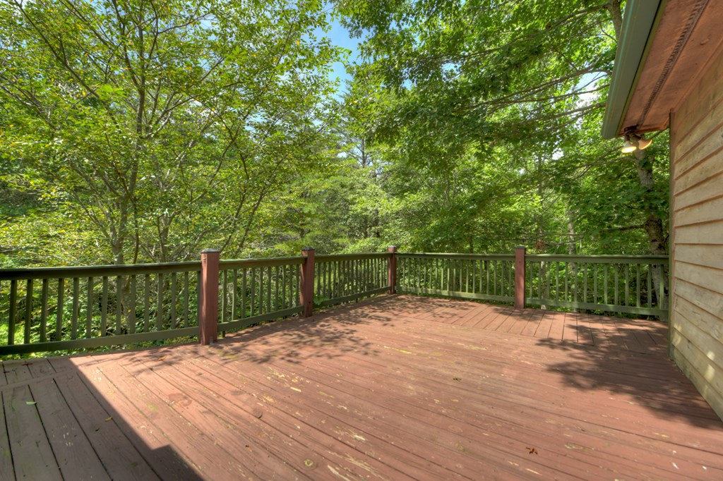 648 Posey Place Property Photo 38