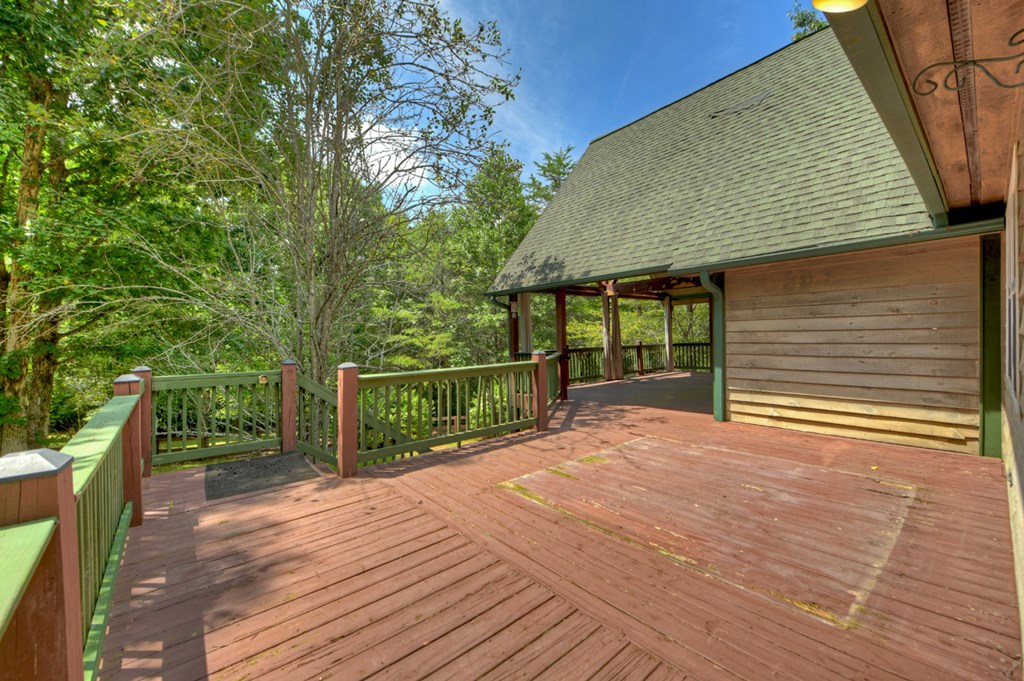 648 Posey Place Property Photo 39