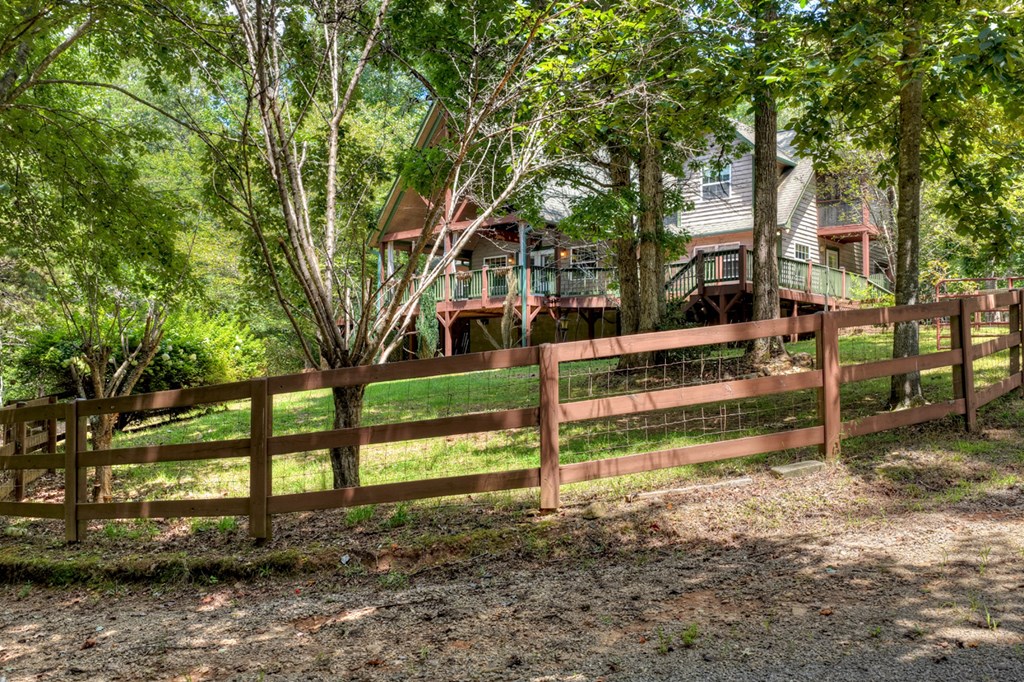648 Posey Place Property Photo 55