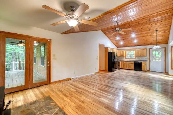 73 Sargent Drive Property Photo 10