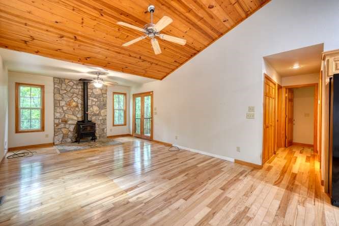 73 Sargent Drive Property Photo 11