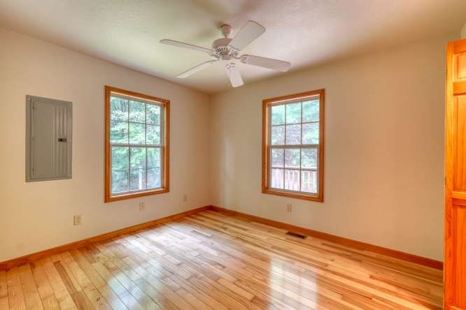 73 Sargent Drive Property Photo 23