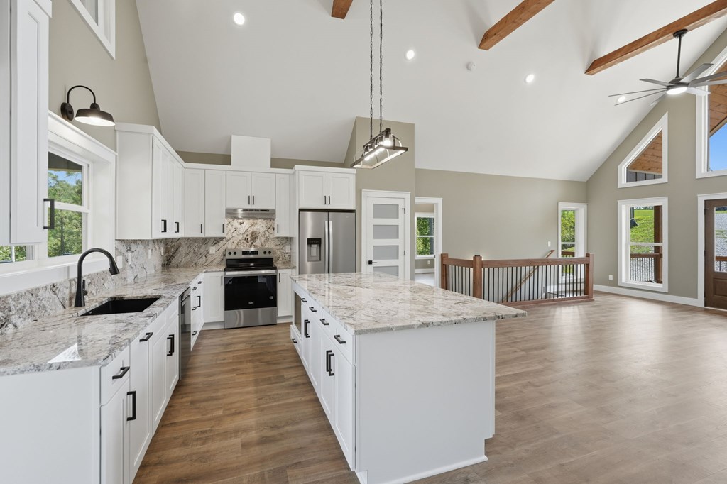 2956 Blalock Mountain Road Property Photo 15