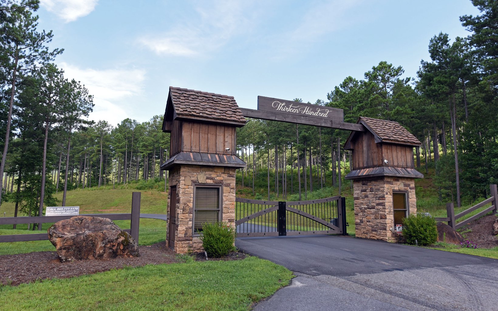 60 Thirteen Hundred Property Photo 16