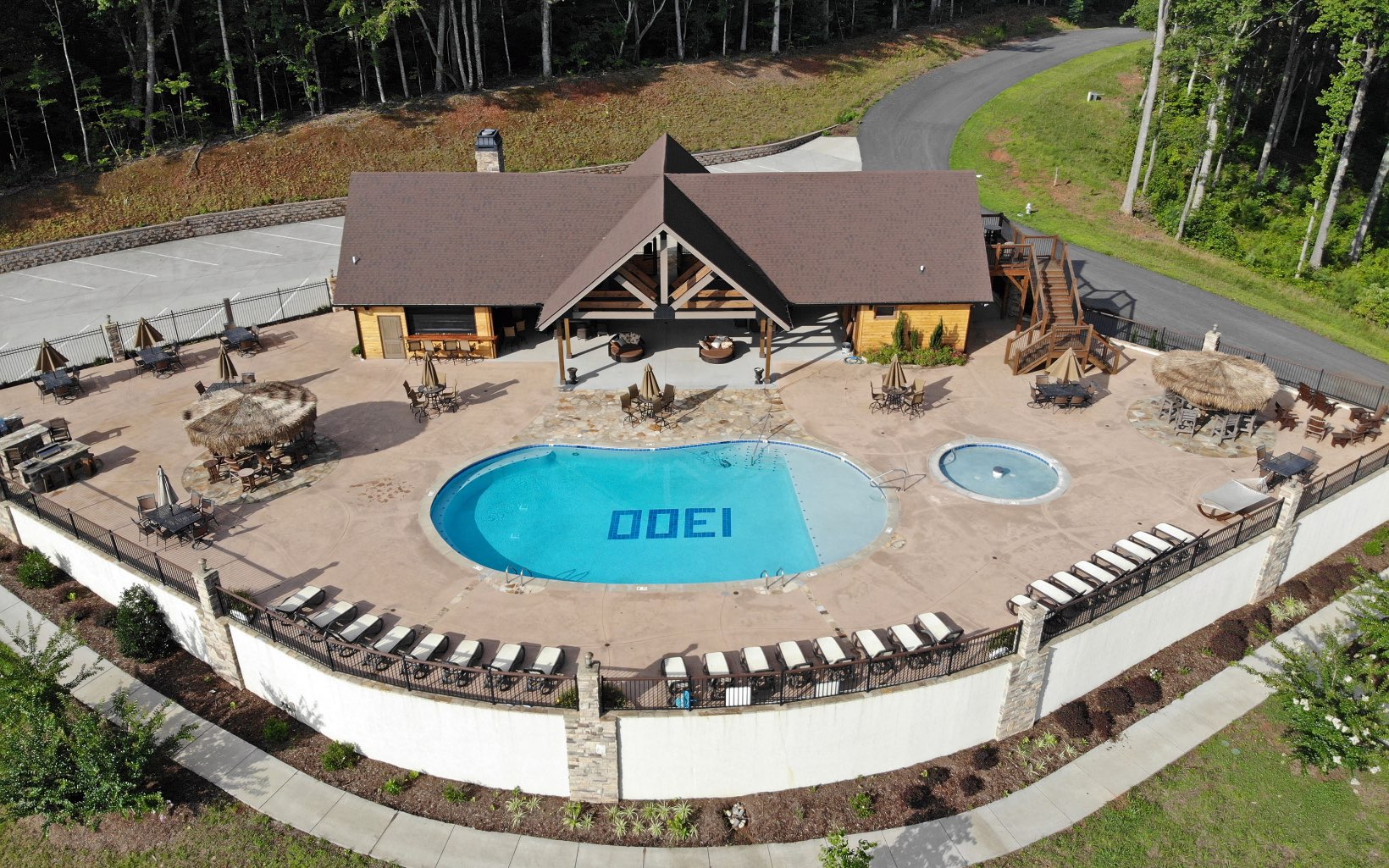 60 Thirteen Hundred Property Photo 23