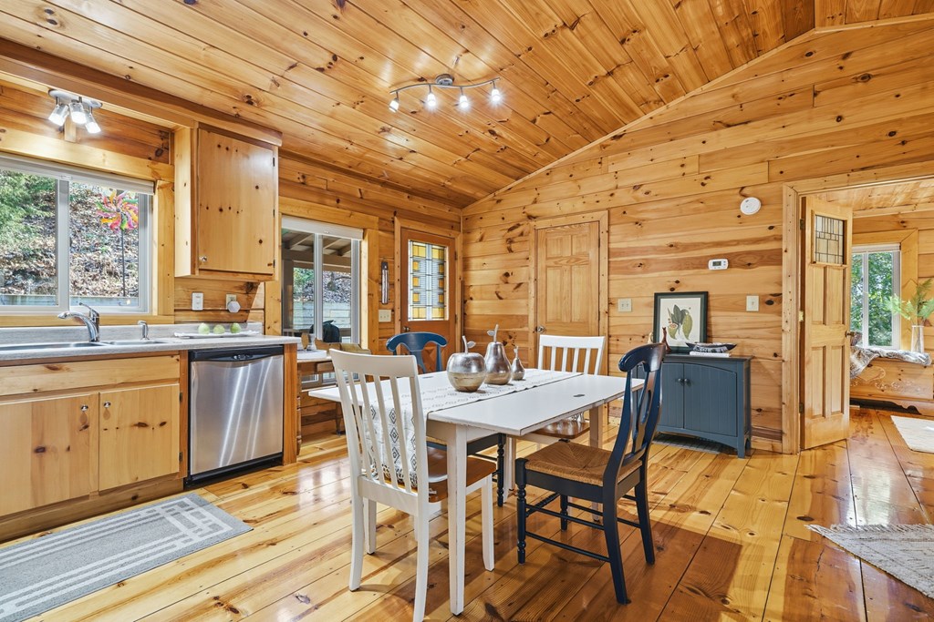 266 Chimney Rock Road Property Photo 12