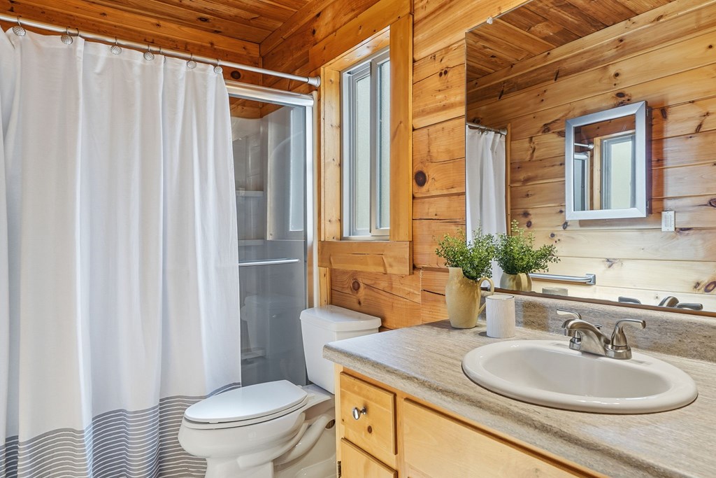 266 Chimney Rock Road Property Photo 17